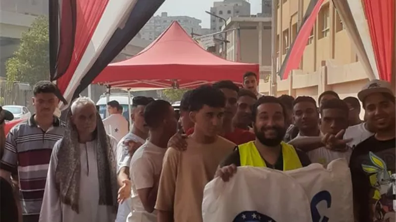 بالفيديو | إقبال وحشود مكثفة بلجنة الصفا والمروة بالهرم بانتخابات الشيوخ
