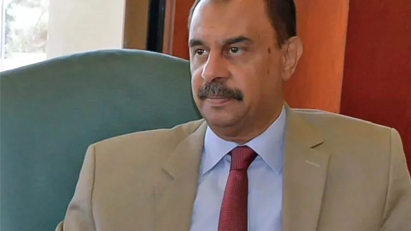 محافظ سوهاج ينعى الضحايا ويتابع حالة المصابين في حادث الكريمات