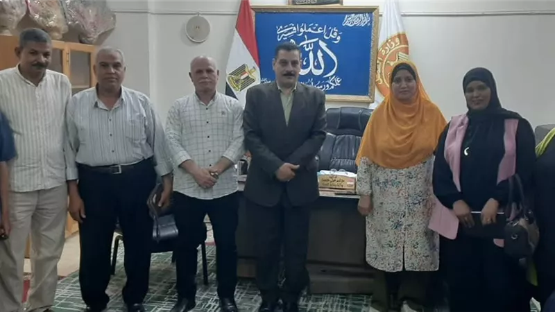 العمل بأسيوط: عقد لقاءات مع مديرين المكاتب لمناقشة مستجدات قانون العمل الجديد