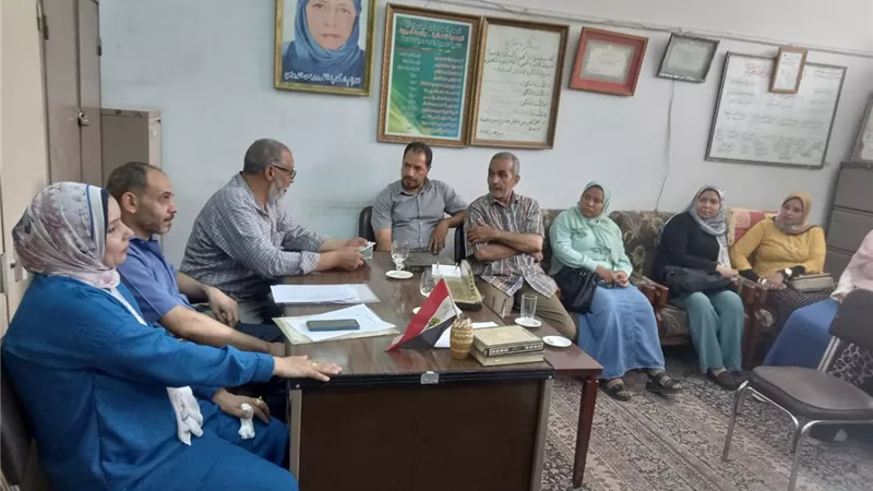 ندوات توعية وضوابط تشغيل المرأة لتهيئة بيئة عمل آمنة بأسيوط
