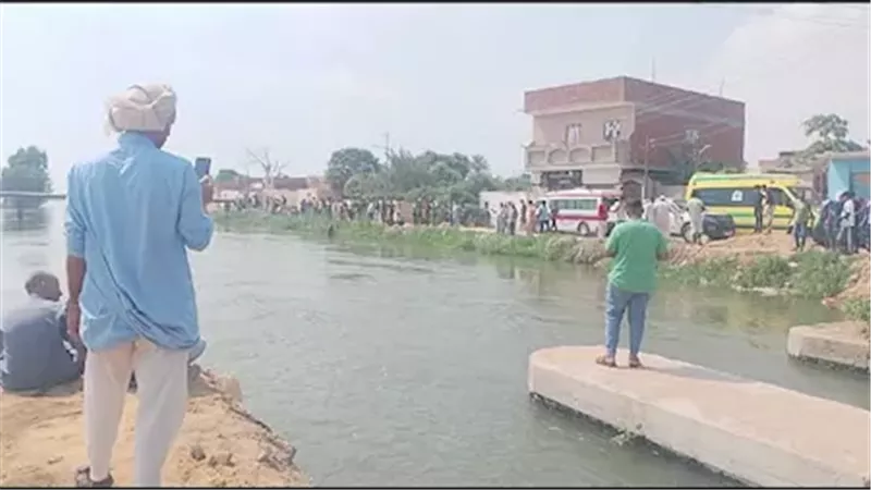 انتشال جثتي أب ونجله غرقى في ترعة بالشيخ عيسى بقنا 