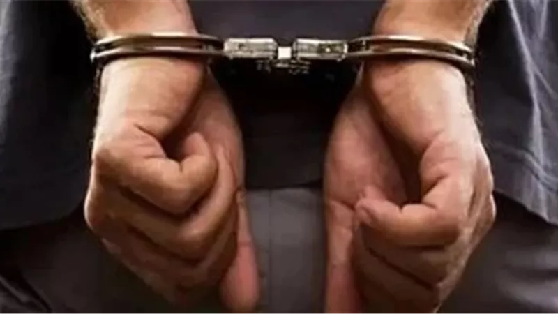 بسبب أولوية المرور.. ضبط سائق ميكروباص تعدى على طالب في الإسكندرية