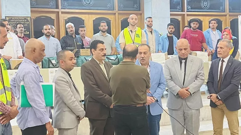 تسليم 43 عقد عمل لذوي الهمم في منشآت القطاع الخاص بأسيوط