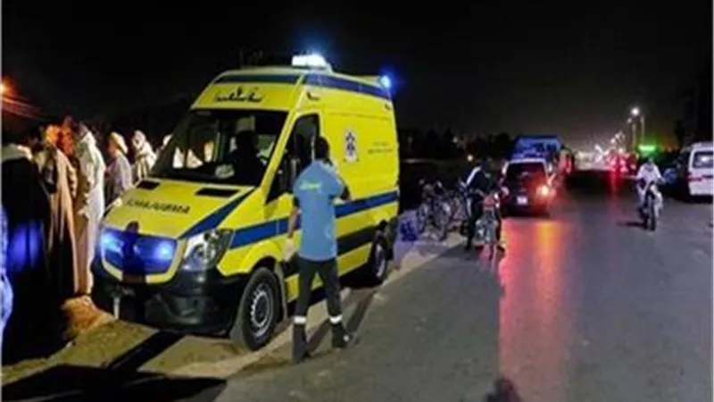 مصرع شخص وإصابة 4 آخرين في حادث مروري بقنا