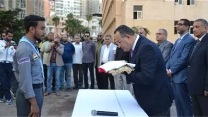 رئيس جامعة الإسكندرية يتابع انتظام الدراسة في أول أيام العام الجامعي الجديد