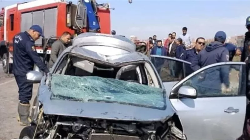 إصابة 17 عاملًا في انقلاب سيارة ربع نقل بطريق أسوان ـ أبو سمبل