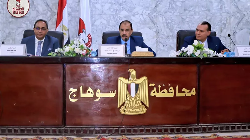 محافظا سوهاج وقنا يشاركان في الاجتماع التنسيقي لبرنامج التنمية المحلية بصعيد مصر