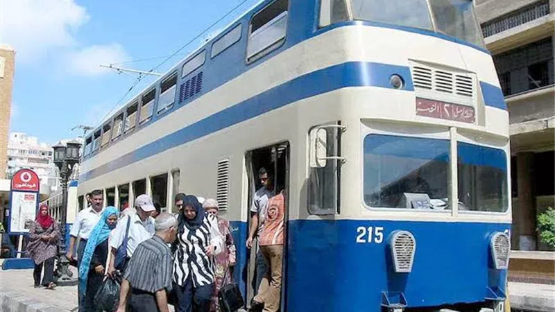 وزارة النقل تدرس إيقاف ترام الإسكندرية سنة لتنفيذ أعمال المترو والقطار السريع