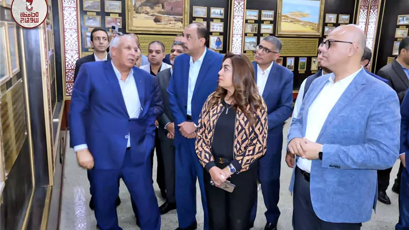 محافظ سوهاج يشارك في فعاليات المعرض الزراعي الثاني بالوادي الجديد