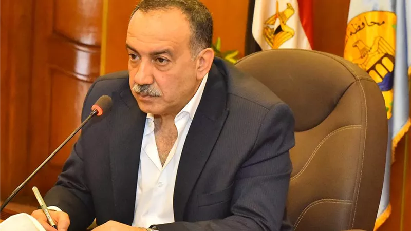 محافظ أسيوط: مديرية العمل تواصل تنفيذ برامج التدريب المجاني لتأهيل الشباب لسوق العمل