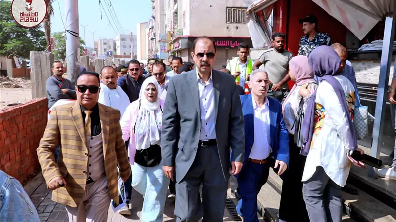 محافظ سوهاج يتفقد أعمال تطوير الحديقة العامة بمدينة ناصر