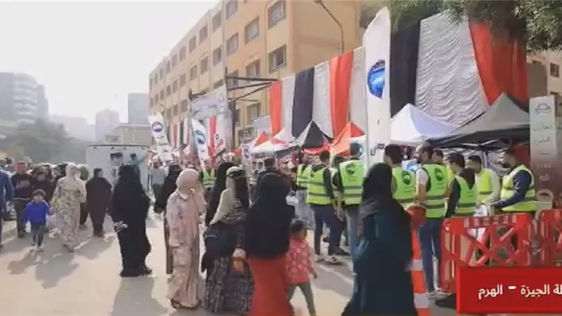 فيديو وصور.. لجان الهرم تتزين بالناخبين في انتخابات 