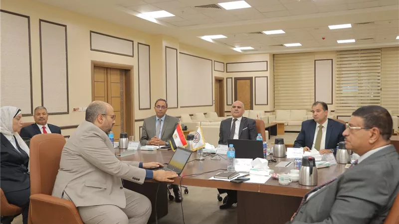 بحضور محافظ قنا.. انعقاد مجلس أمناء جامعة جنوب الوادي الأهلية