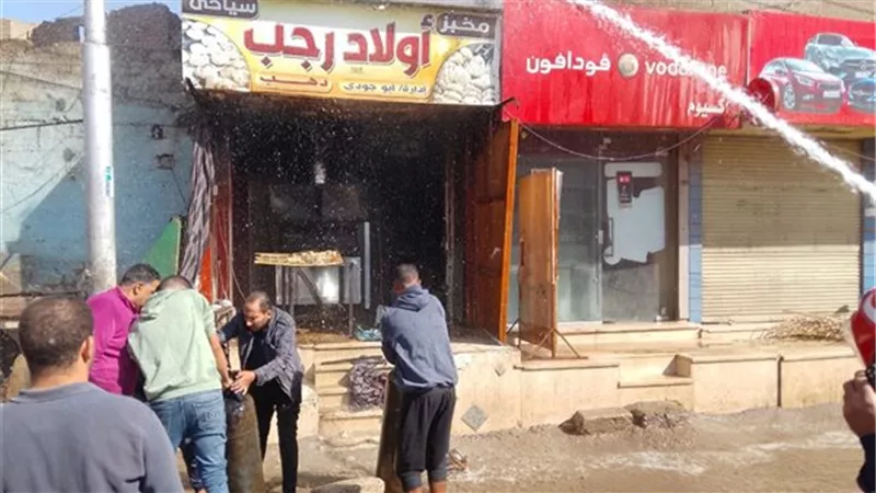 حريق يلتهم مخبزًا سياحيًا دون وقوع إصابات بشرية في المراغة بسوهاج