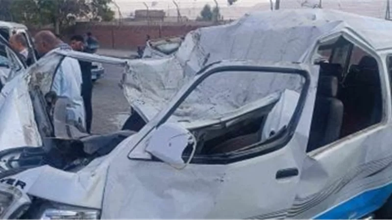 إصابة 7 أشخاص في حادث انقلاب ميكروباص بطريق الإسكندرية الصحراوى