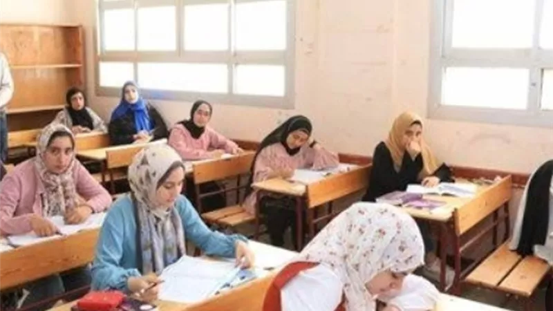 2 مليون طالب يؤدون امتحانات الشهادة الإعدادية في جميع المحافظات