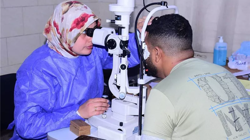 للقضاء علي قوائم الانتظار.. إجراء 85 عملية مياه بيضاء خلال يوم بمستشفى سوهاج الجامعي 