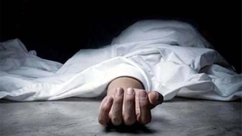 بسبب خلافات أسرية.. مصرع شاب على يد شقيقه بآلة حادة بمدينة طهطا في سوهاج