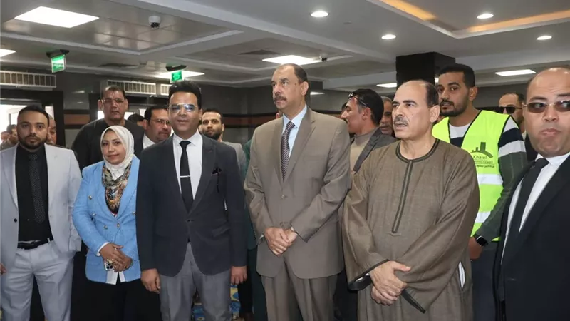 محافظ سوهاج يتفقد مستشفى ساقلتة المركزي استعدادًا لدخولها الخدمة خلال شهر 