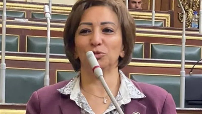 طلب إحاطة بشأن الاعتداء البدني على معلم أثناء تأدية عمله داخل مدرسة رسمية