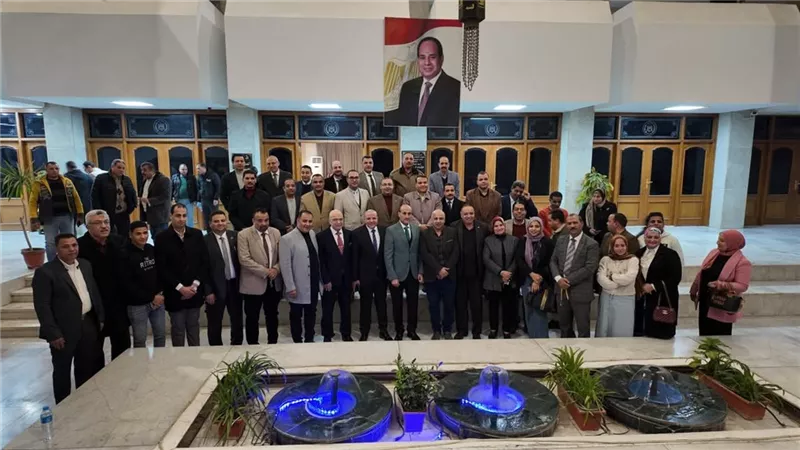 محافظ أسيوط يلتقي الصحفيين والإعلاميين ويؤكد الإعلام شريك أصيل في التنمية والعمل الميداني 