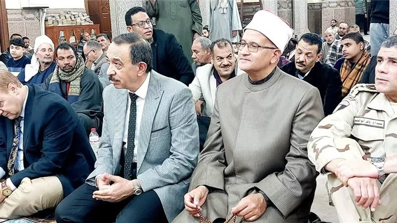 مديرية أوقاف سوهاج تحتفل بليلة القدر بمسجد العارف بالله بحضور قيادات المحافظة