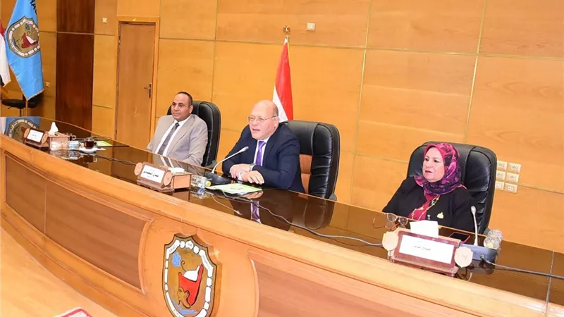 جامعة سوهاج تقود حراكًا علميًا دوليًا لمستقبل بيئي مستدام خلال فعاليات مؤتمر البيئة الدولي الرابع