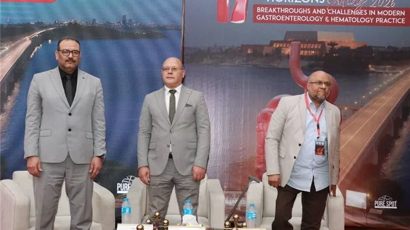 رئيس جامعة سوهاج ‏يفتتح فعاليات المؤتمر السنوي السابع عشر لقسم أمراض الباطنة بكلية الطب