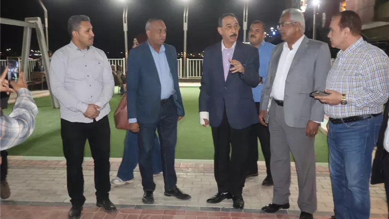 محافظ سوهاج يتفقد الحدائق والمتنزهات والميادين العامة للإطمئنان على الوضع العام بالشارع