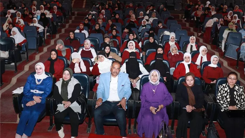 وزارة الشباب وجامعة سوهاج ينظمان ندوه تثقيفية عن مواجهة الشائعات وأثرها على الأمن القومي