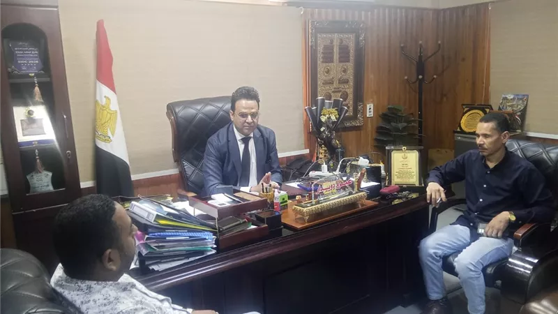وكيل صحة سوهاج يعقد اجتماعًا دوريًا مع ممثلي وزارة المالية لبحث تسريع وتيرة العمل بالوحدة الحسابية