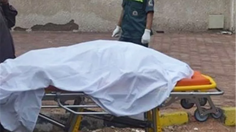 حادث مأساوي بمقابر القاهرة الجديدة.. مصرع شخص سقط عليه لودر