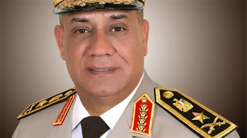 وزير الدفاع يغادر أرض الوطن متوجها إلى دولة تركيا لإجراء زيارة رسمية