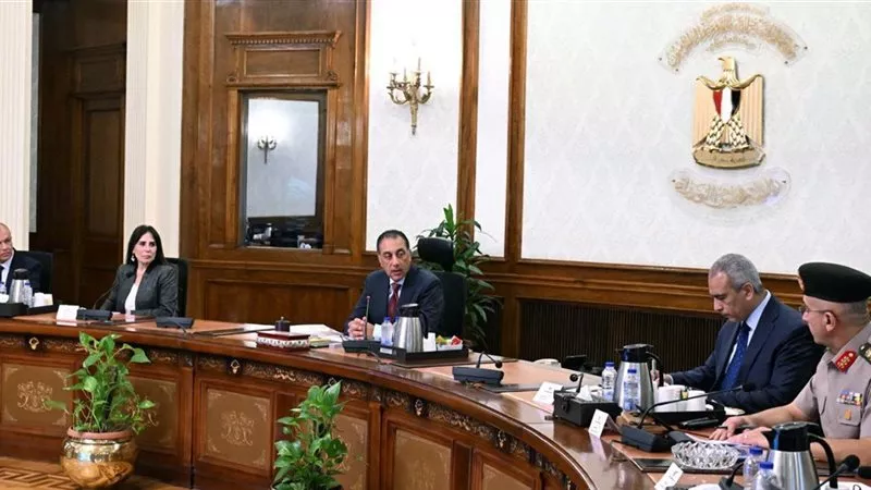 رئيس الوزراء يتابع تنفيذ مشروعات المرحلة الثانية من مبادرة حياة كريمة