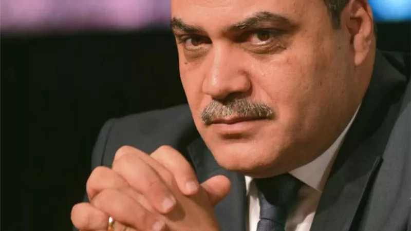 الاعلامي محمد الباز يعتذر لنادي القضاة