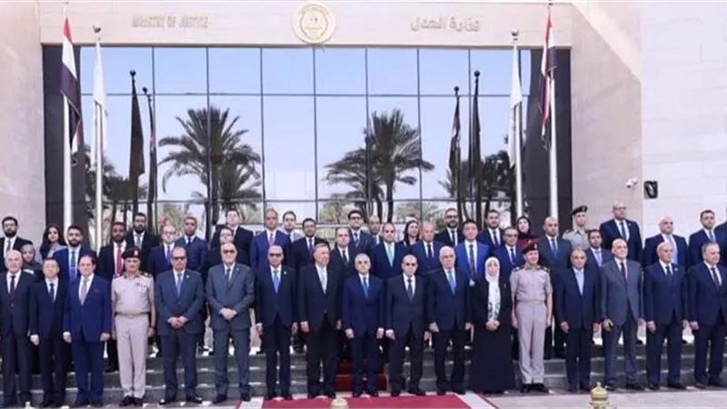 وزير العدل ورؤساء الجهات والهيئات القضائية يُوقّعون وثيقة 