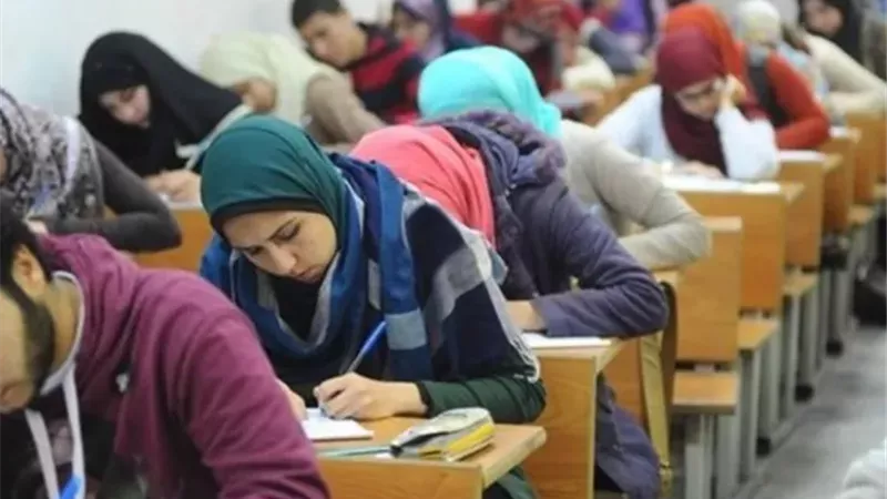 وزارة التعليم تعلن انطلاق امتحانات الدور الثاني لشهادة إتمام الدراسة الثانوية العامة 2025 / 2026 اليوم