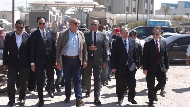 النيابة العامة تتابع إجراءات إخلاء ساحات التحفظ على المركبات بمنطقة العامرية بمحافظة الإسكندرية