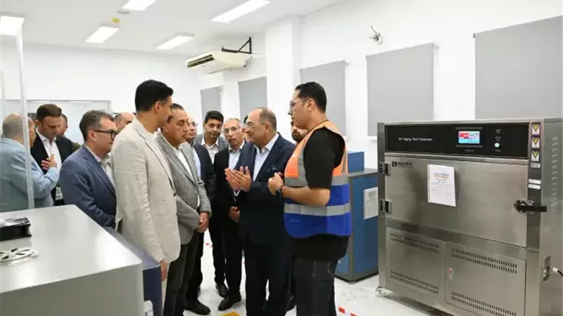مدبولي: توطين الصناعات الهندسية المتقدمة يدعم تنفيذ المشروعات القومية ويواكب التوسع العمراني