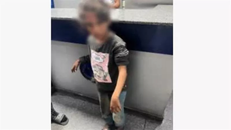 طفلة من ذوي الإعاقة تظهر وحيدة في شوارع النزهة.. والداخلية تكشف التفاصيل