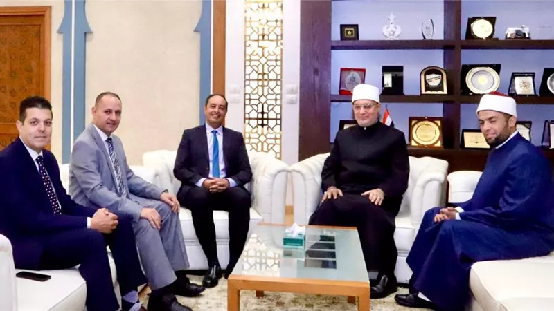 مفتي الجمهورية ومدير صندوق مكافحة الإدمان يفتتحان فعاليات برنامج  