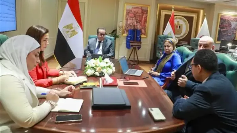 وزير الصحة يبحث ملفات التعاون مع رئيس الأمانة الفنية للمجلس الوطني للتعليم والبحث والابتكار