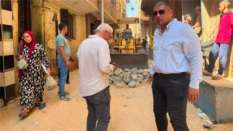 بعد ما نشرته «الشورى».. منظومة الشكاوى بمجلس الوزراء تُنسق مع محافظة الجيزة لرفع قمامة مجمع مدارس بشتيل
