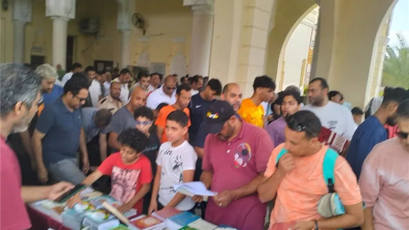 المجلس الأعلى للشئون الإسلامية يُقيم معرضيْن لإصداراته بمسجدي 