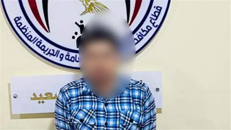 ضبط نصاب انتحل صفة موظف للاستيلاء على أموال عملاء البنوك 