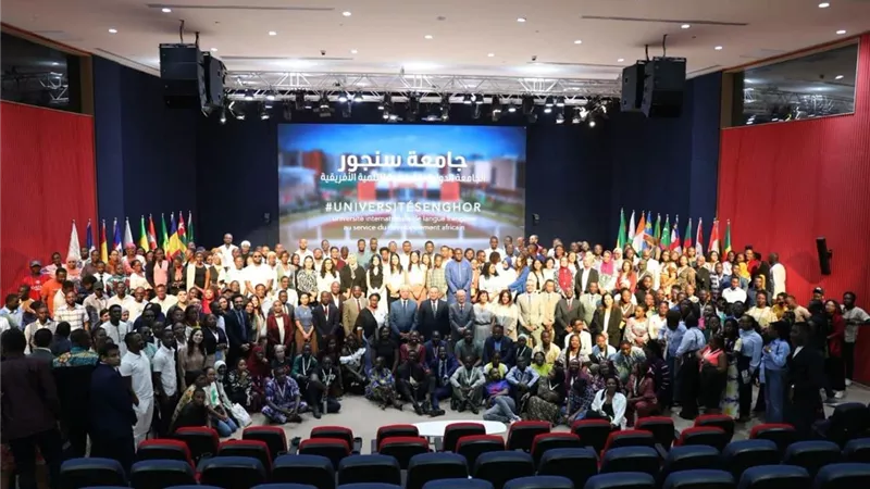 وزير التعليم العالي والقائم بعمل وزير الثقافة يتفقد مقر جامعة سنجور ببرج العرب بالإسكندرية 