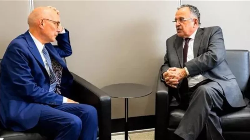 نبيل فهمي يبحث مع المفوض السامي لحقوق الإنسان تعزيز التعاون