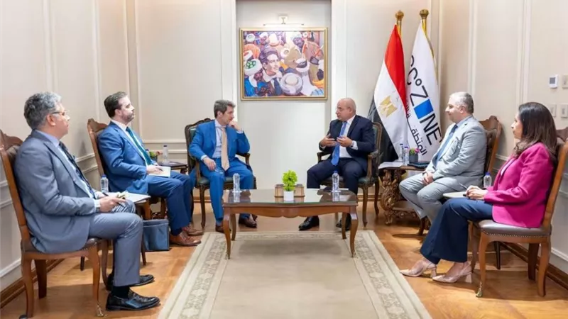 «اقتصادية قناة السويس» تطرح فرصًا واعدة أمام الشركات الأمريكية