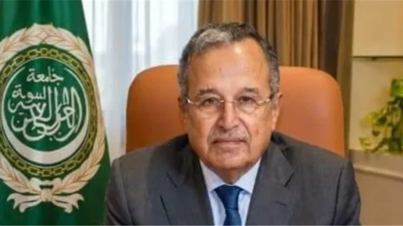 نبيل فهمى يهنئ فاطمة الزهراء المنصورى بتعيينها أول امرأة رئيسة للحكومة بالمغرب
