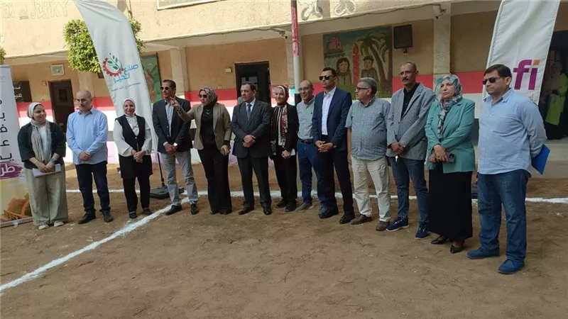 مدير تعليم بني سويف يتفقد مدرستي السيدة عائشة الابتدائية بنات والتربية الفكرية